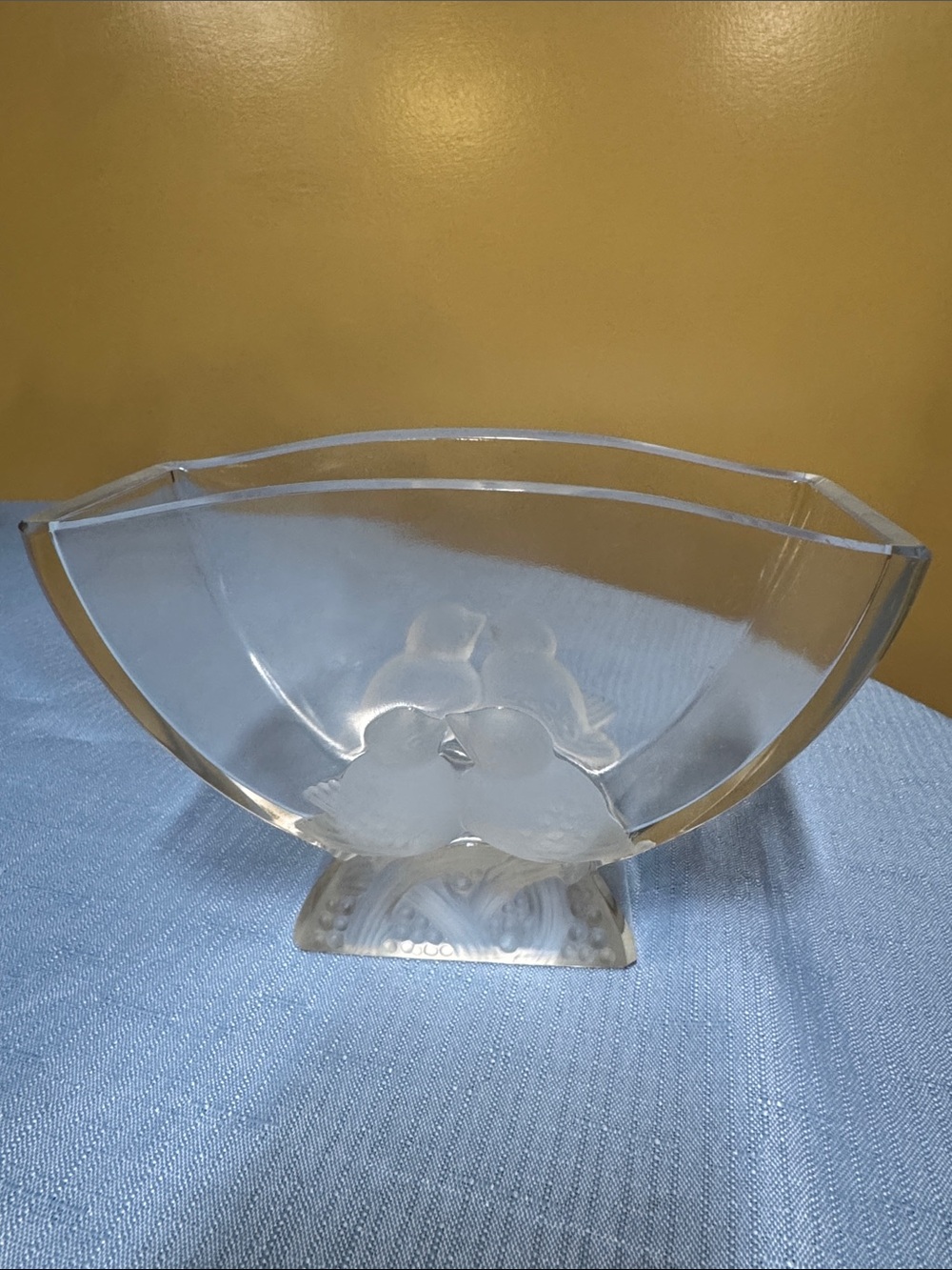 Verlys Frosted Love Birds Signed Vase Clear And Frosted Glass